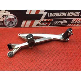 Platine repose pied droite 