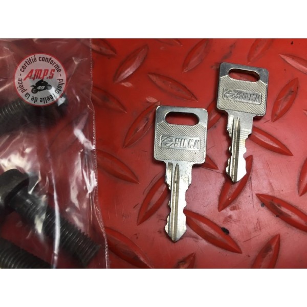 Top case Givi Maxia Yamaha FJR 1300 2001 à 2005 5VS