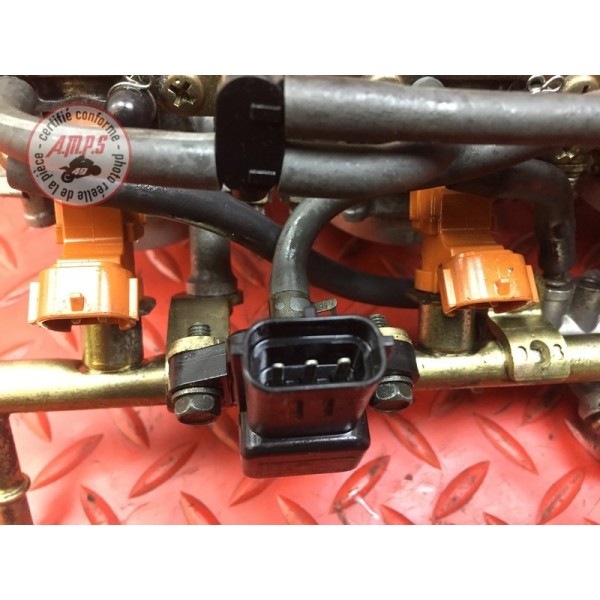 Rampe d'injection Yamaha FJR 1300 2001 à 2005 5VS