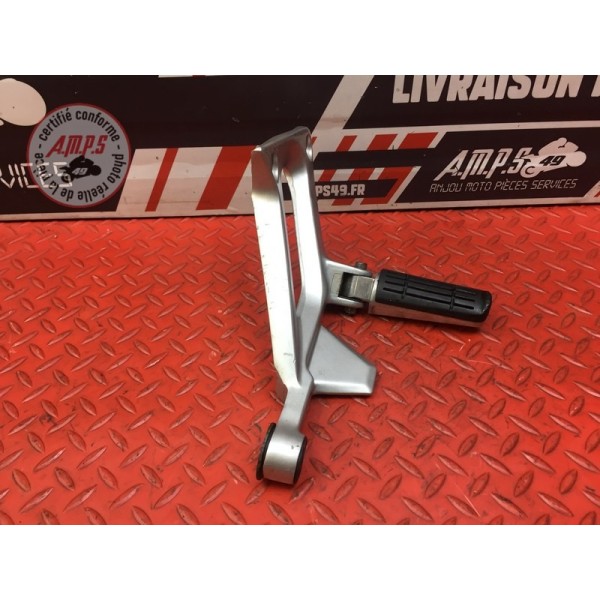 Platine repose pied passager droite Yamaha FJR 1300 2001 à 2005 5VS