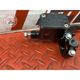 Maitre cylindre de frein avant 