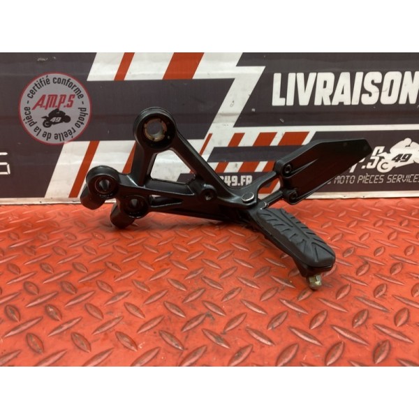 Platine repose pied gauche Ktm 125 Duke 2017 à 2022