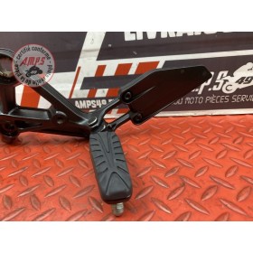 Platine repose pied gauche 