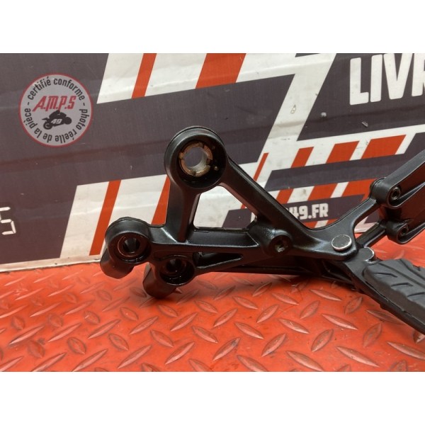 Platine repose pied gauche Ktm 125 Duke 2017 à 2022