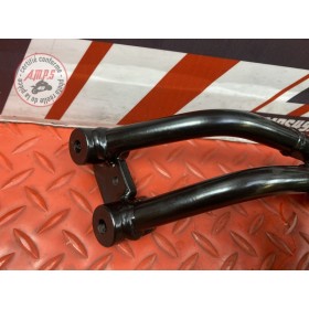 Platine repose pied passager droite 