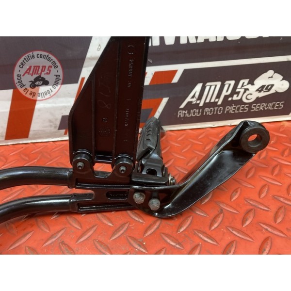 Platine repose pied passager droite Ktm 125 Duke 2017 à 2022