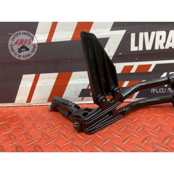 Platine repose pied passager gauche Ktm 125 Duke 2017 à 2022