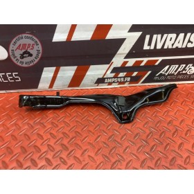 Renfort de cadre gauche 