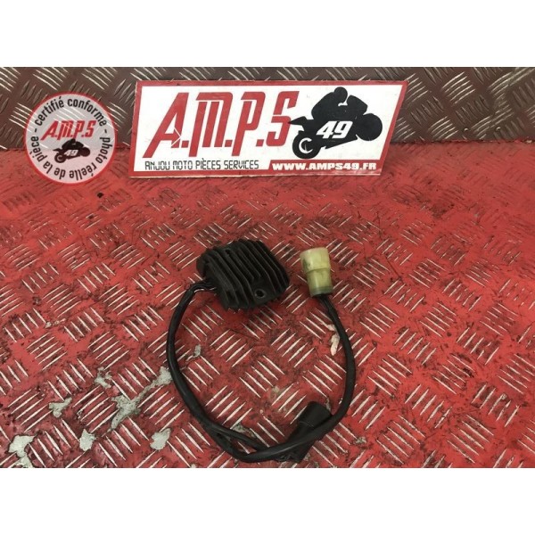 Regulateur de tensionZX6R02AW-558-QE837203used