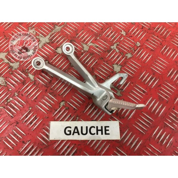 Platine repose pied passager gaucheGSXR100003CY-632-WJB6-A3838589used