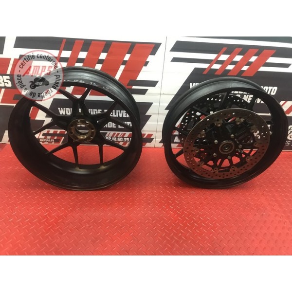 Paire de jantes MV Agusta F3 675 800 2012 à 2017 / MV-Agusta 675 Brutale 2012 à 2016