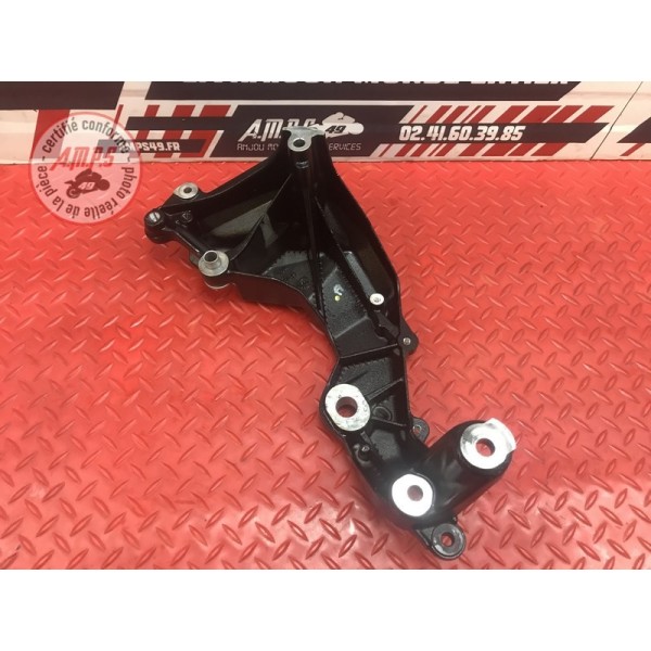Support de cadre droit MV-Agusta 675 Brutale 2012 à 2016