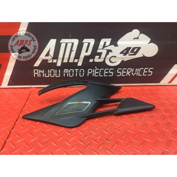 Cache plastique bras ocsillant MV-Agusta Brutale 920 2011 à 2012