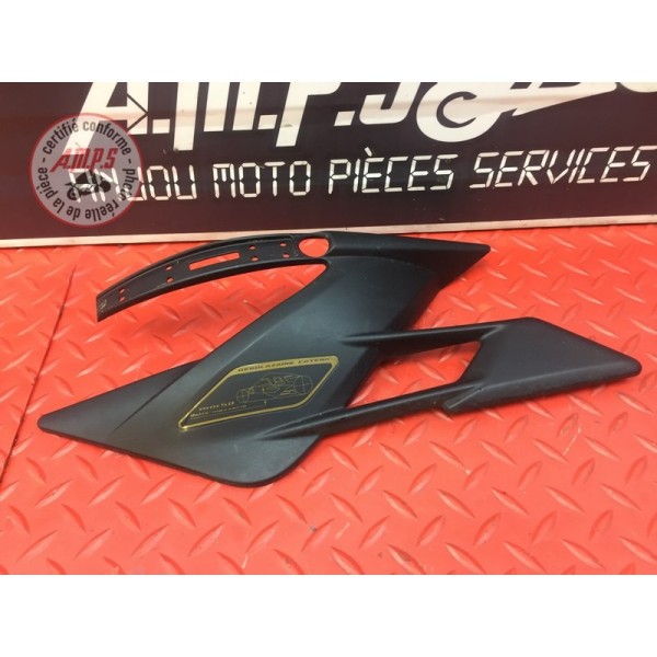 Cache plastique bras ocsillant MV-Agusta Brutale 920 2011 à 2012