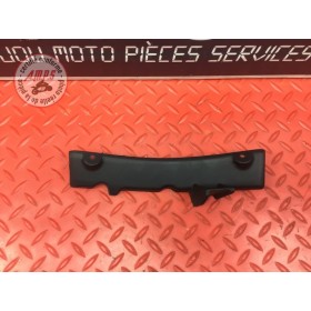 Cache plastique dessus radiateur 