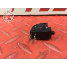 Contacteur de frein avant 