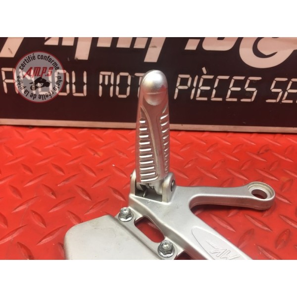 Platine repose pied gauche MV-Agusta Brutale 920 2011 à 2012