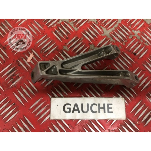 Platine repose pied passager gaucheCBR95402EN-031-YWB9-B4895319used