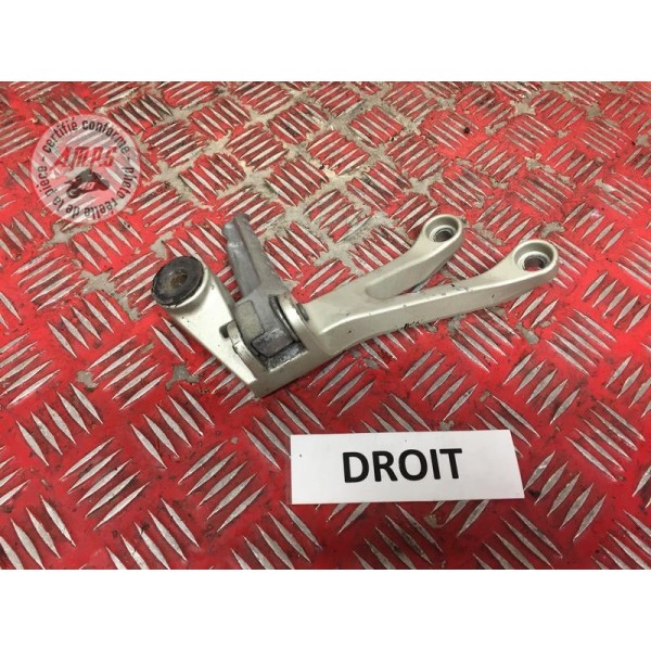 Platine repose pied passager droiteZX6R99BL-485-WCB7-C4897577used
