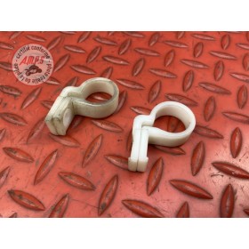 Support de durite de frein avant 