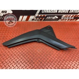 Cache plastique sous selle gauche 