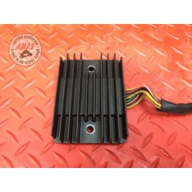 Regulateur de tension 