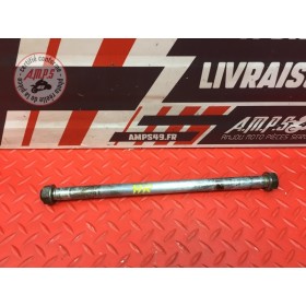 Axe de roue arriere Ducati 900 SS IE 1998 à 2002