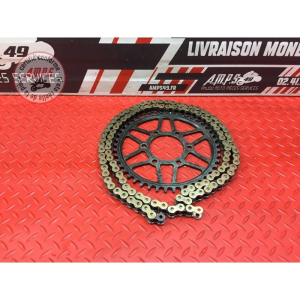 Chaine avec couronne 45 dents Suzuki GSF 1200 Bandit 2000 à 2005
