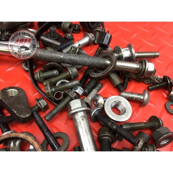 Kit de vis complet Suzuki GSF 1200 Bandit 2000 à 2005