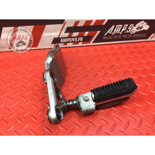 Platine repose pied gauche Suzuki GSF 1200 Bandit 2000 à 2005