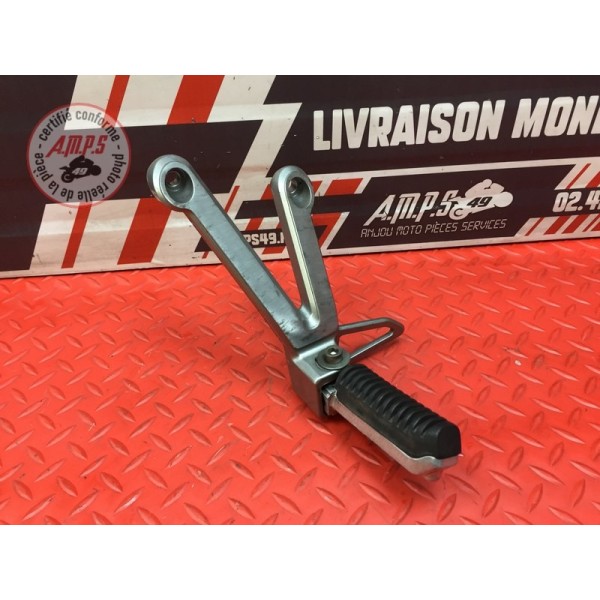 Platine repose pied passager gauche Suzuki GSF 1200 Bandit 2000 à 2005