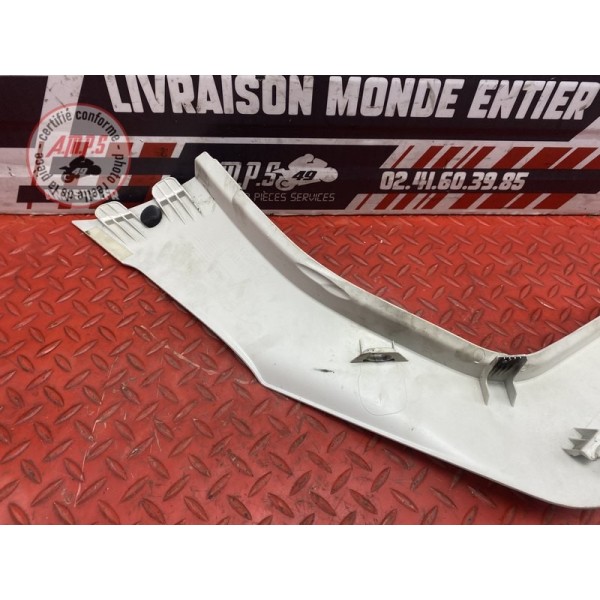 Cache sous selle droit 