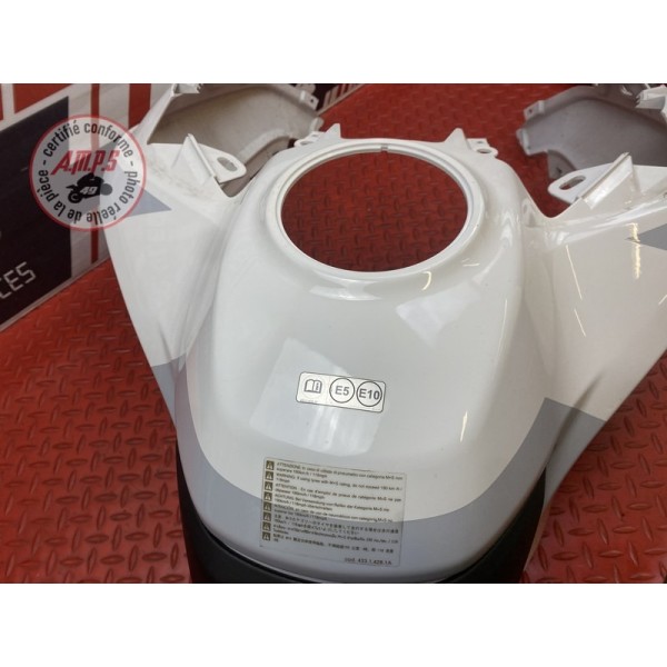 Coque sur reservoir 2 