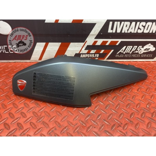 Couvercle de valise gauche