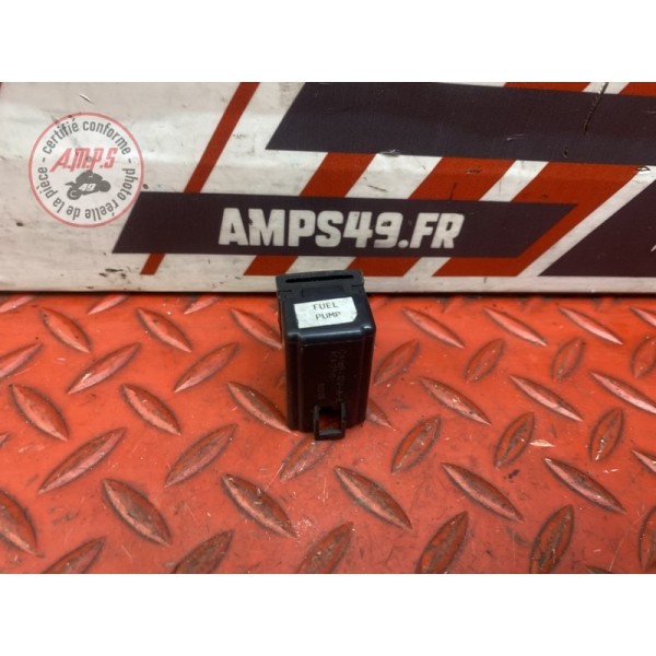 Relais pompe a essence 