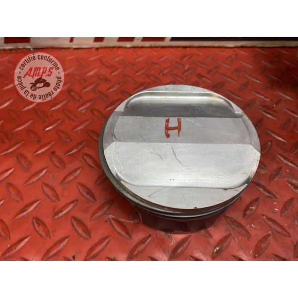 Cylindre piston avant 
