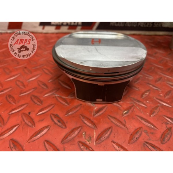 Cylindre piston avant 