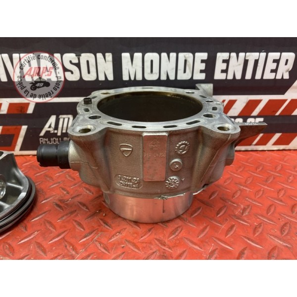 Cylindre piston avant 