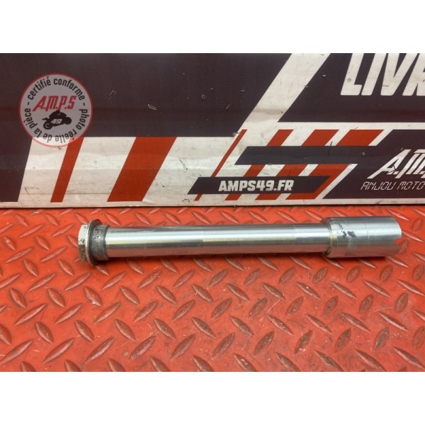Axe de roue avant