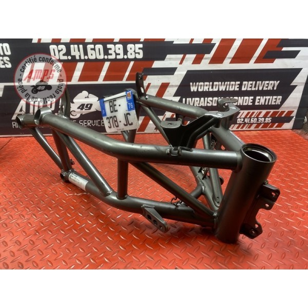 Cadre avec carte grise 