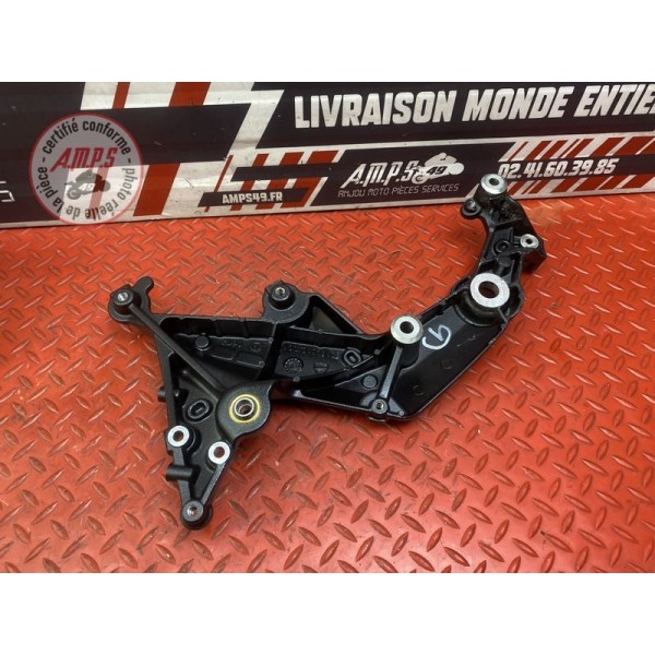 Platine repose pied gauche 