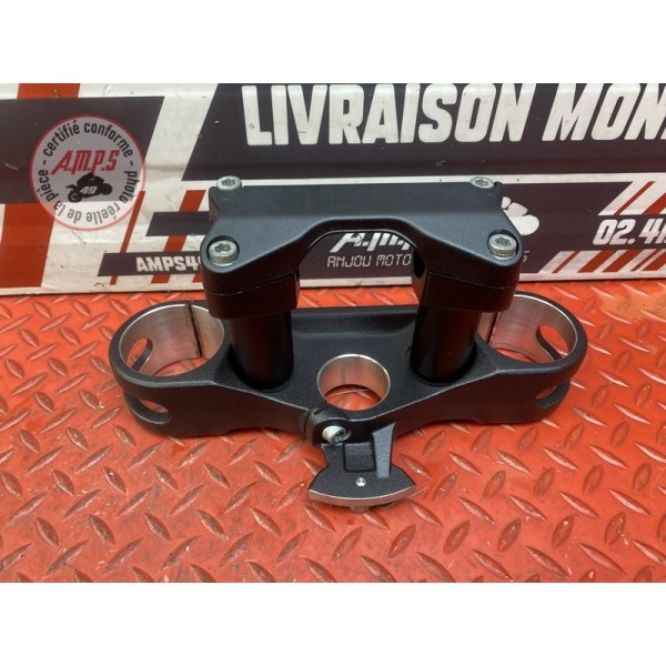 Te de fourche supérieur