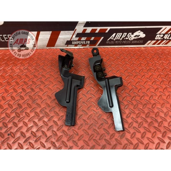 Cache latéral sur moteur