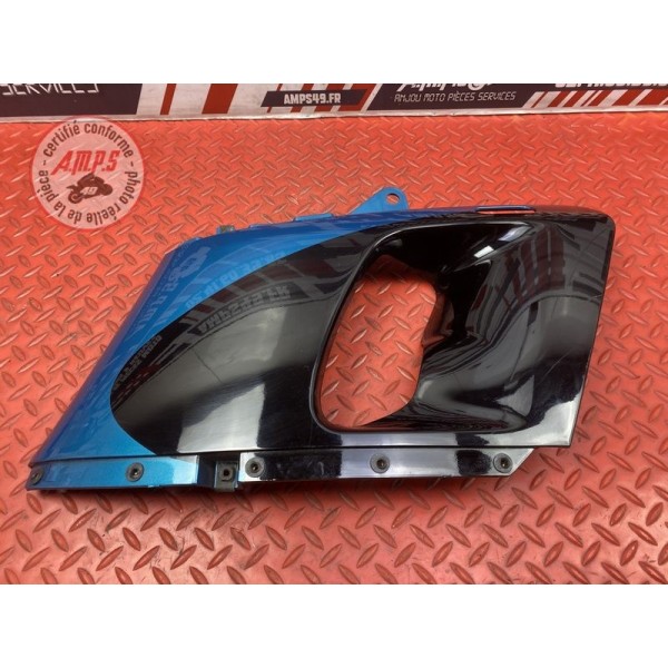 Flanc de carénage droit 