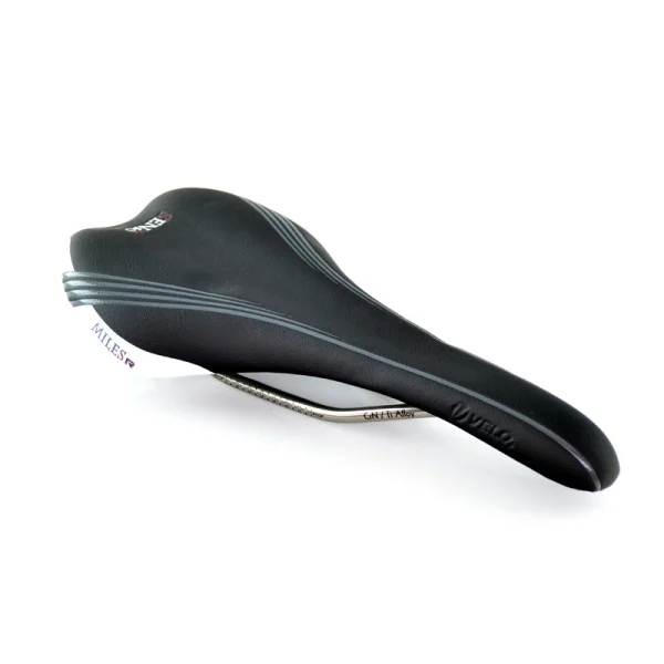 Selle de vélo VELO Miles I Ti Rails. Pour homme. Noir