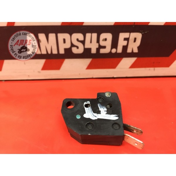 Contacteur de frein avant 