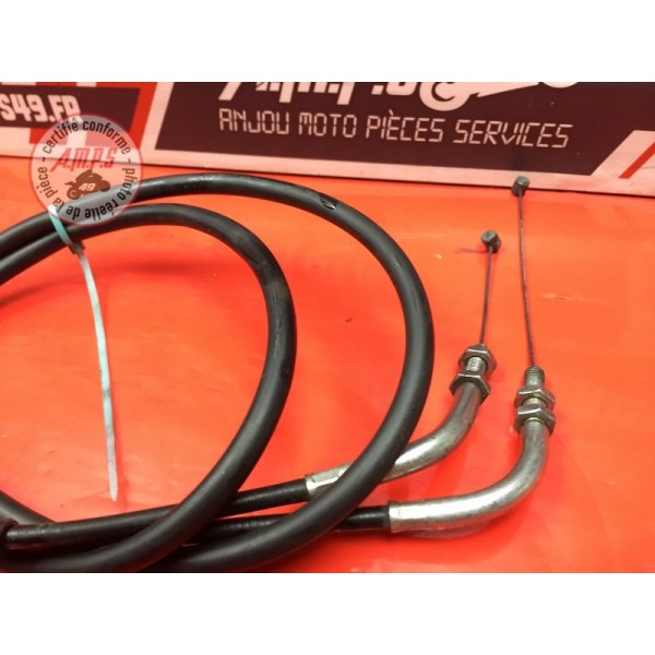Cable d'accélérateur 
