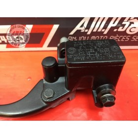 Maitre cylindre de frein avant 