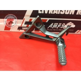 Platine repose pied passager gauche