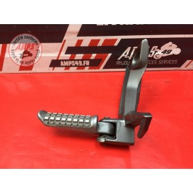 Platine repose pied passager gauche 